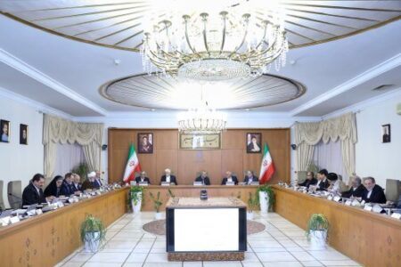 اراده دولت در پیشبرد توسعه زیرساخت‌های تولید برق‌خورشیدی