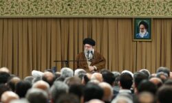 رهبر انقلاب: قدرت معنوی ملت ایران در حوادث تلخ ۱۴۰۳ آشکار شد
