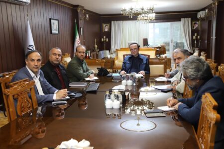 تاکید دبیر شورای‌عالی مناطق آزاد بر تسریع در ترخیص کالا از گمرکات مناطق آزاد