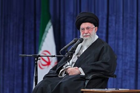 انقلاب اسلامی ایران دنیای غرب را غافلگیر کرد