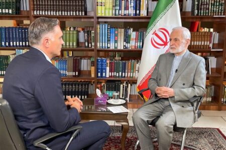 خرازی: تعامل ایران با آمریکا تنها در پرونده هسته‌ای امکان‌پذیر است