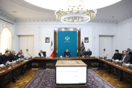 پزشکیان: تسریع در اجرای قانون مالیات‌های مستقیم و برخورد با دستگاه‌های متخلف ضروری است