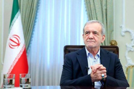 قدردانی رئیس جمهور از رهبر معظم انقلاب