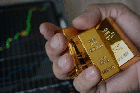 رکورد تاریخی طلا؛ عبور قیمت جهانی از مرز ۴۴۰۰ دلار در هر اونس