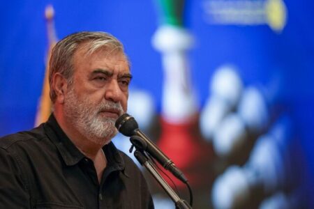 عزیزی: ترامپ غلط کرد