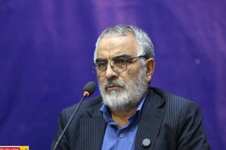 مکتب سیاسی امام نشأت گرفته از مکتب امیرالمؤمنین(ع) است