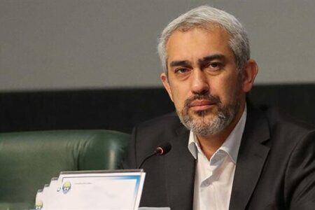 وزیر اقتصاد: با تمام ظرفیت برای سربلندی کشور تلاش میکنیم