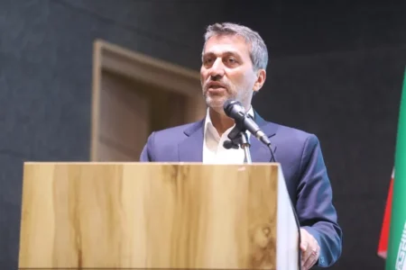فروزان: تقویت زیرساخت‌ها و بهره‌گیری از متخصصان بومی، اولویت توسعه منطقه آزاد ماکو است