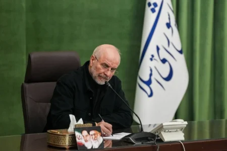 قالیباف در پاسخ به فرمانده سنتکام: در منطقه‌ای که ما نفت نفروشیم، کسی نفت نخواهد فروخت