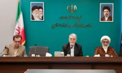 وزیر فرهنگ: فاجعه مدرسه میناب پرچم مظلومیت ایران و سلاحی بازدارنده در برابر جنگهای غلط است