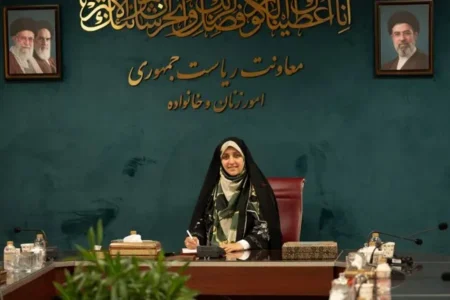 نباید ۲ گروه زنان باحجاب و کمحجاب را مقابل یکدیگر قرار دهیم