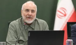تاکید رهبر انقلاب به پرهیز از ضعیف نمایی، دستورالعمل راهبردی برای تمام عرصه‌هاست