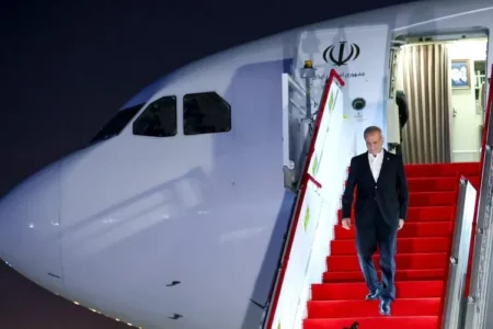 رئیسجمهور پزشکیان دقایقی پیش به تهران بازگشت