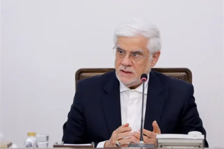ممنوعیت فعالیت دستگاه‌های دولتی در پیام‌رسان‌های خارجی لغو شد